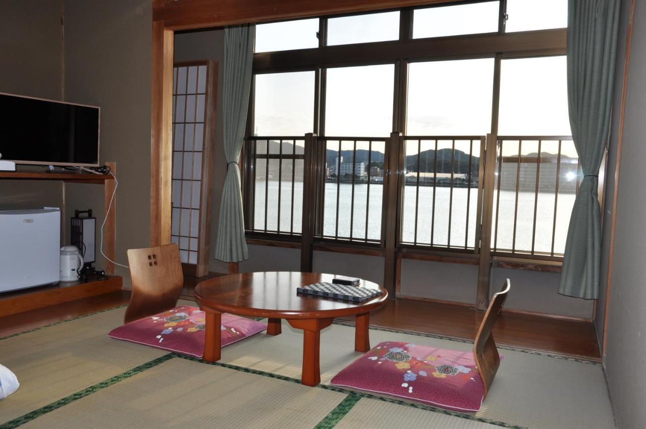 Riverside Hotel Karatsu Castle מראה חיצוני תמונה