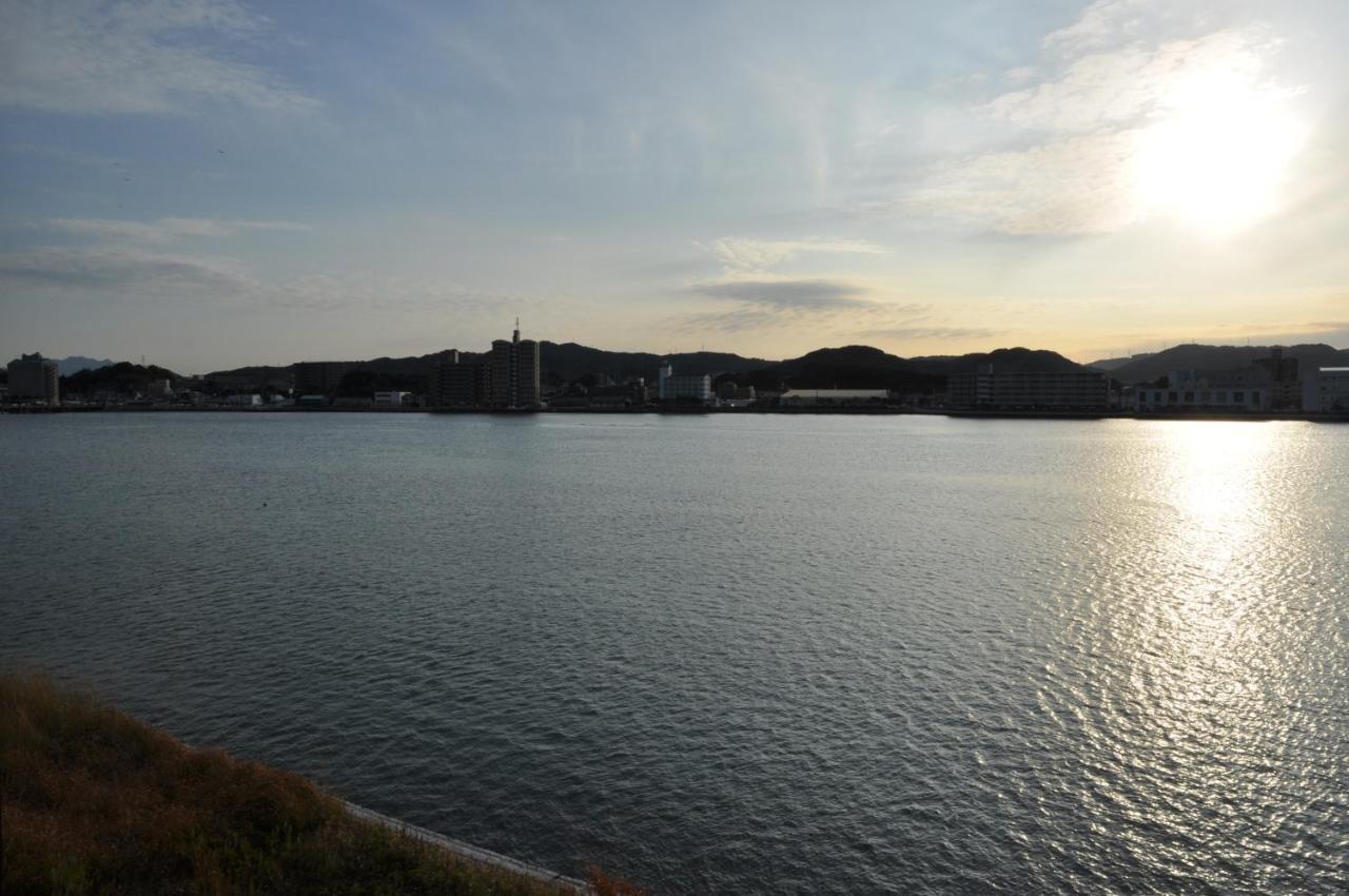 Riverside Hotel Karatsu Castle מראה חיצוני תמונה