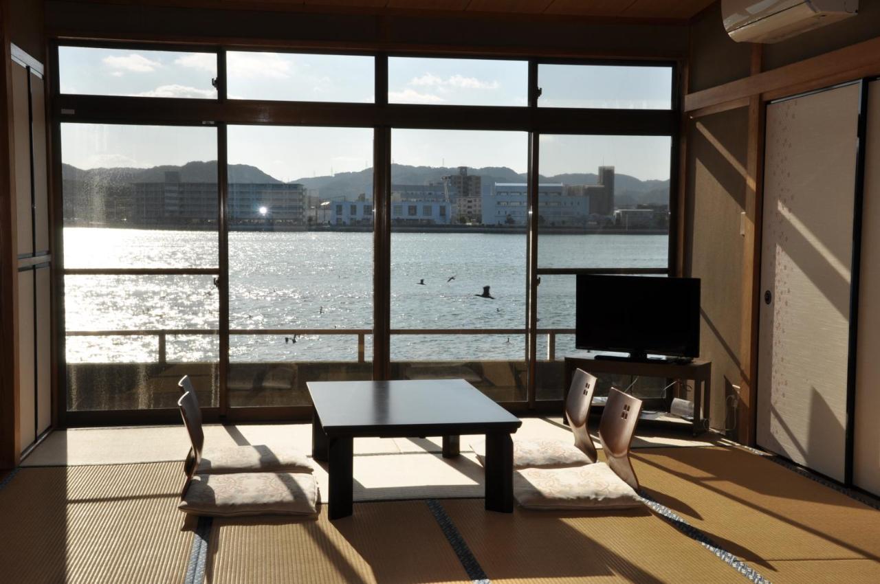 Riverside Hotel Karatsu Castle מראה חיצוני תמונה