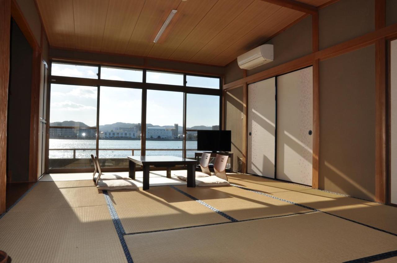 Riverside Hotel Karatsu Castle מראה חיצוני תמונה