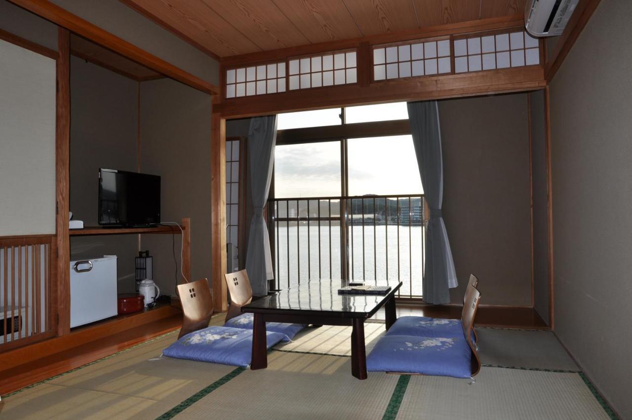 Riverside Hotel Karatsu Castle מראה חיצוני תמונה